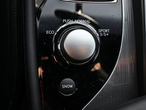 2012250 F SPORT п؅^