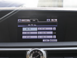 2012250 F SPORT п؅^