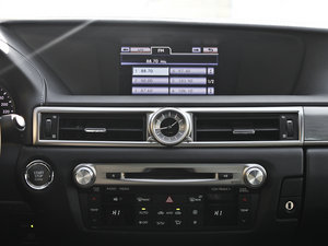 2012250 F SPORT п؅^