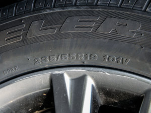 2012350 F SPORT ݆̥ߴ