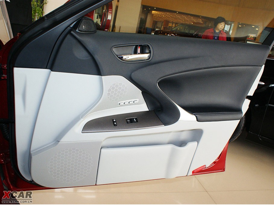 2009׿_˹IS 300 ˜ʰ