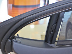 2013250 Mark Levinson g