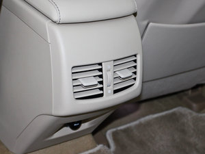 2013250 Mark Levinson п؅^