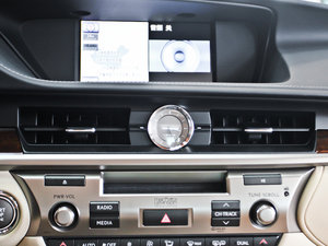 2013250 Mark Levinson п؅^