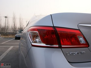 2010款350 豪华版 细节外观