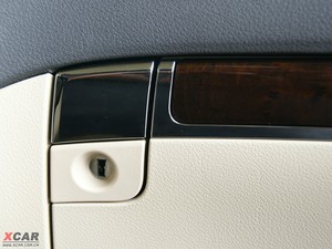 2010款240 典雅版 空间座椅