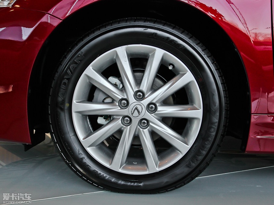 2013׿_˹CT 200h I(lng)Ȱ