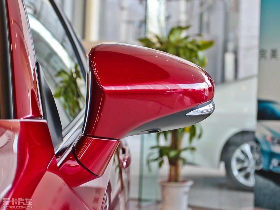 2013׿_˹CT 200h IȰ