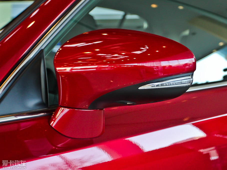 2013׿_˹CT 200h IȰ