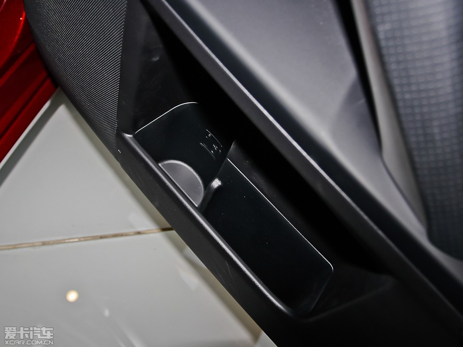 2013׿_˹CT 200h I(lng)Ȱ