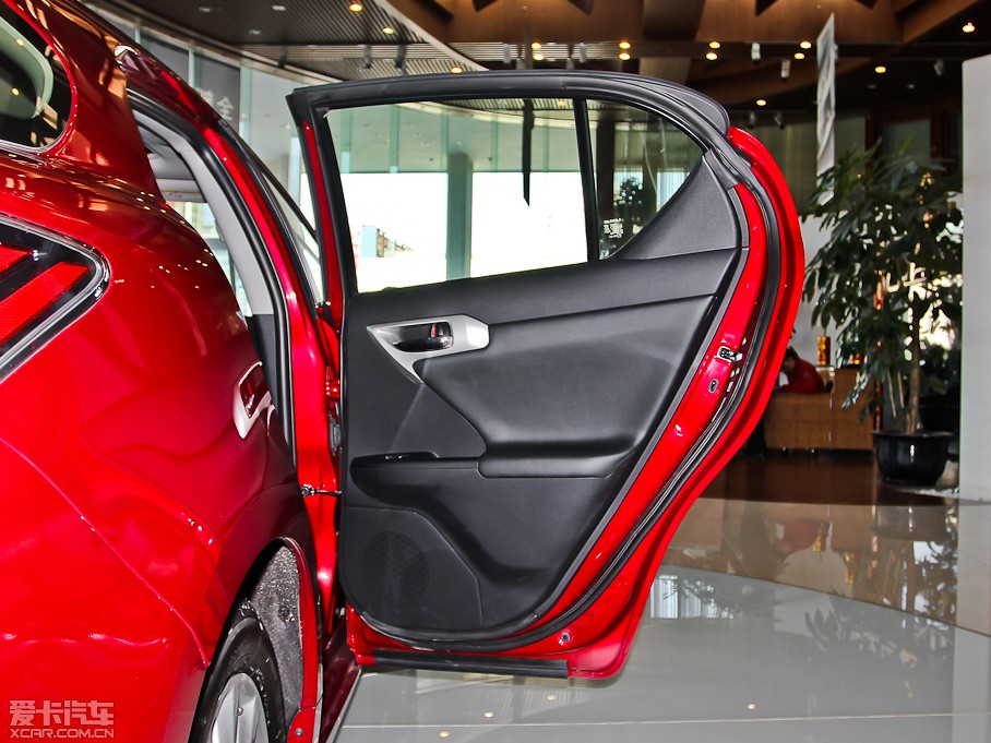 2013׿_˹CT 200h I(lng)Ȱ