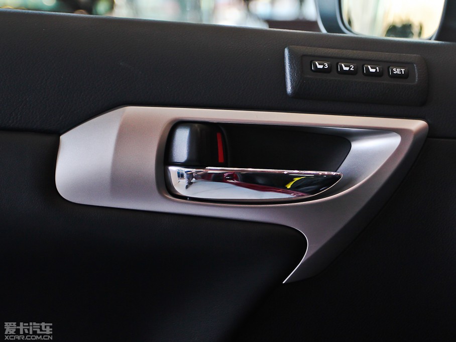 2013׿_˹CT 200h I(lng)Ȱ