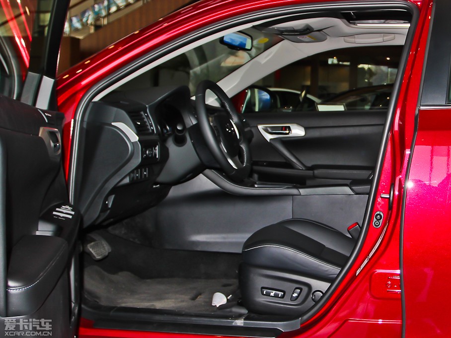 2013׿_˹CT 200h I(lng)Ȱ