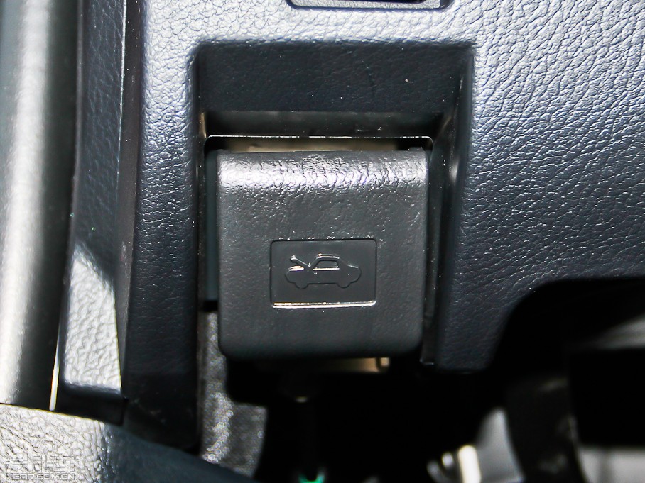 2013׿_˹CT 200h IȰ