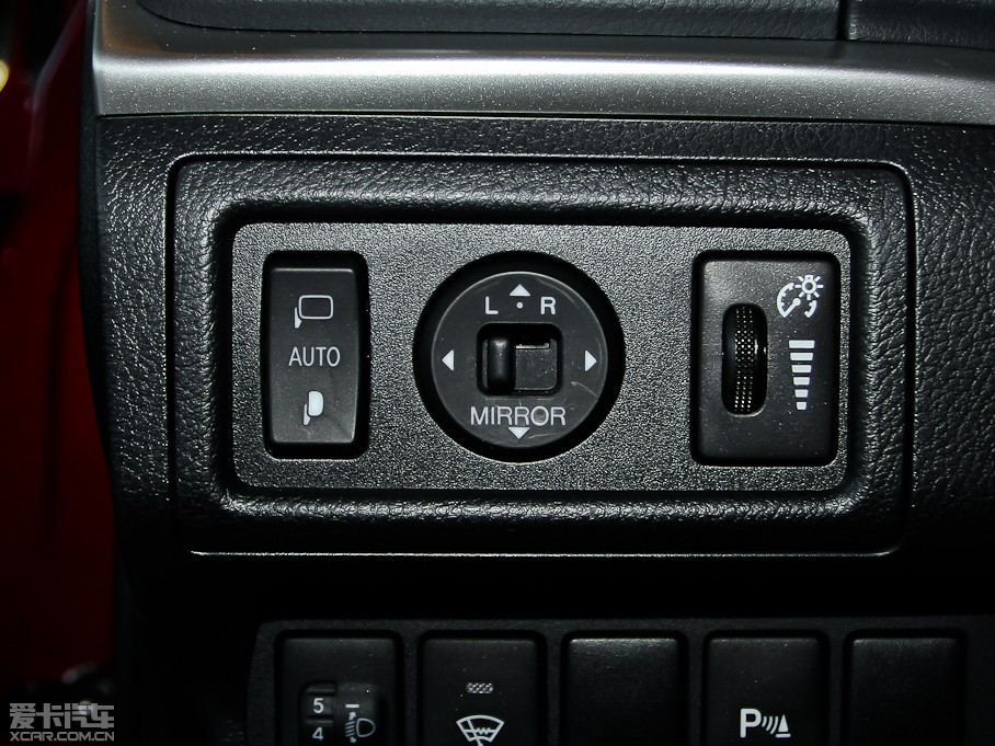 2013׿_˹CT 200h IȰ