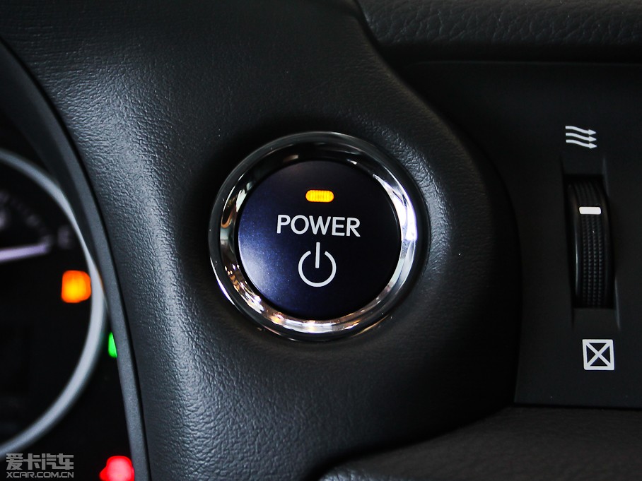 2013׿_˹CT 200h IȰ