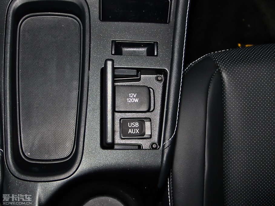 2013׿_˹CT 200h IȰ