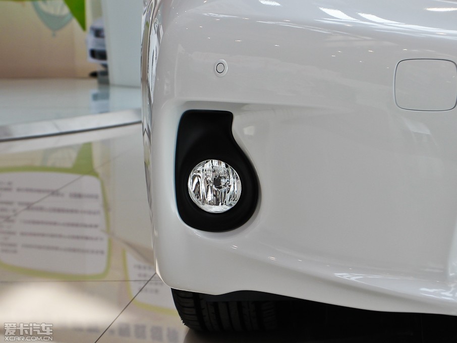 2013׿_˹CT 200h ҹTʿ