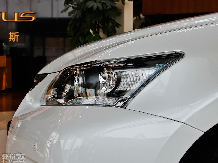 2013׿_˹CT 200h ҹTʿ