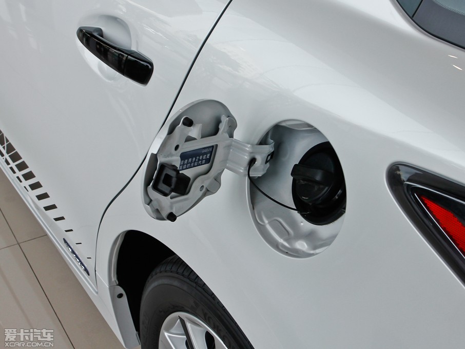 2013׿_˹CT 200h ҹTʿ