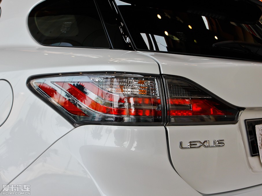 2013׿_˹CT 200h ҹTʿ