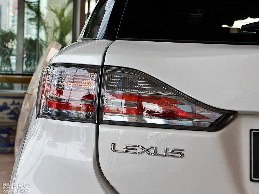 2013���׿��_˹CT 200h ��ҹ�Tʿ��