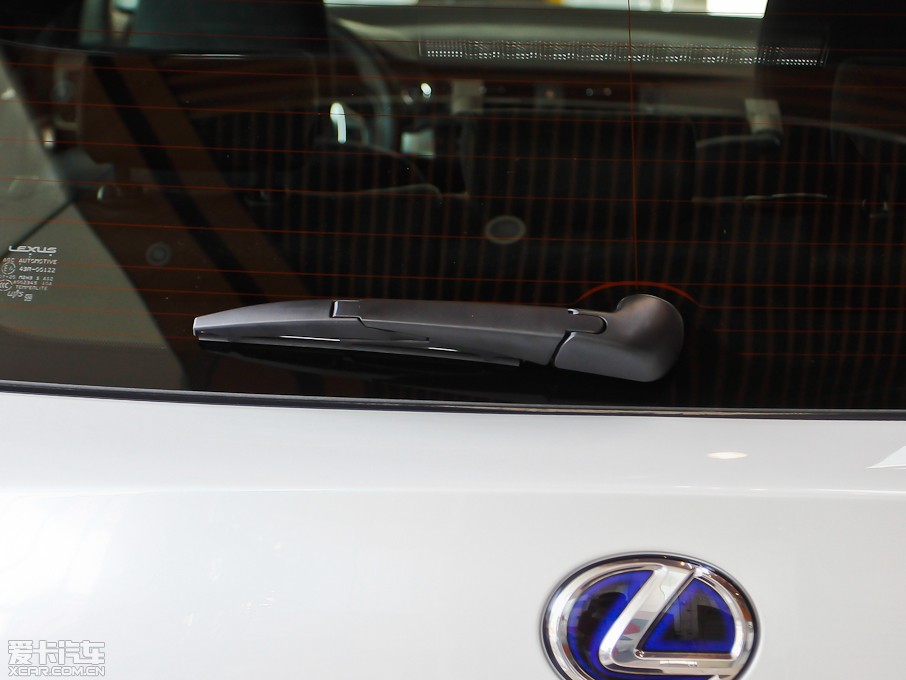 2013���׿��_˹CT 200h ��ҹ�Tʿ��