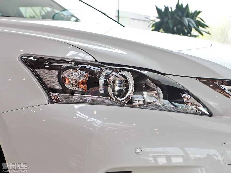 2013׿_˹CT 200h ҹTʿ