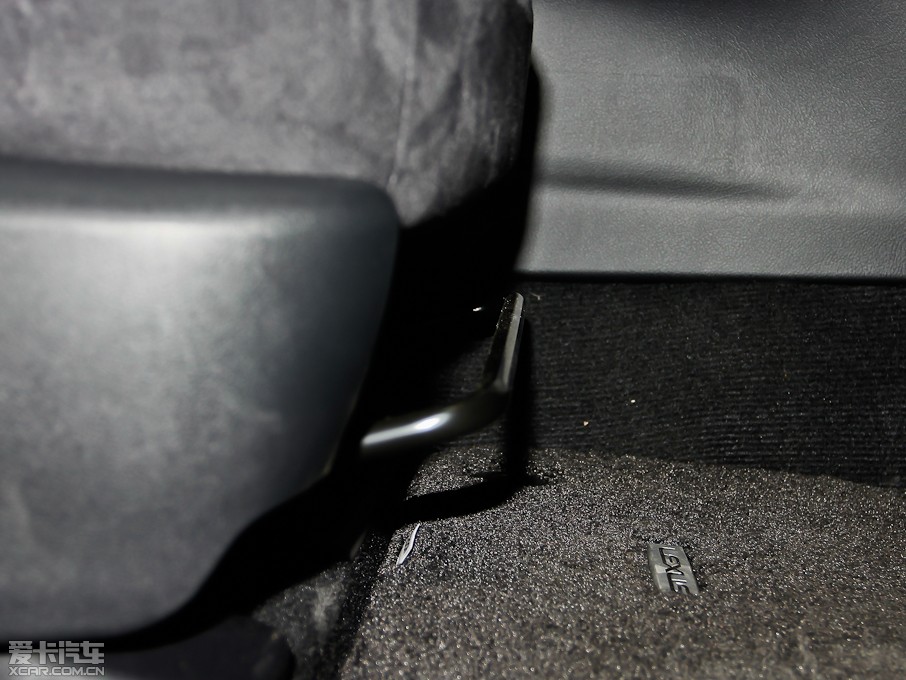 2013׿_˹CT 200h ҹTʿ