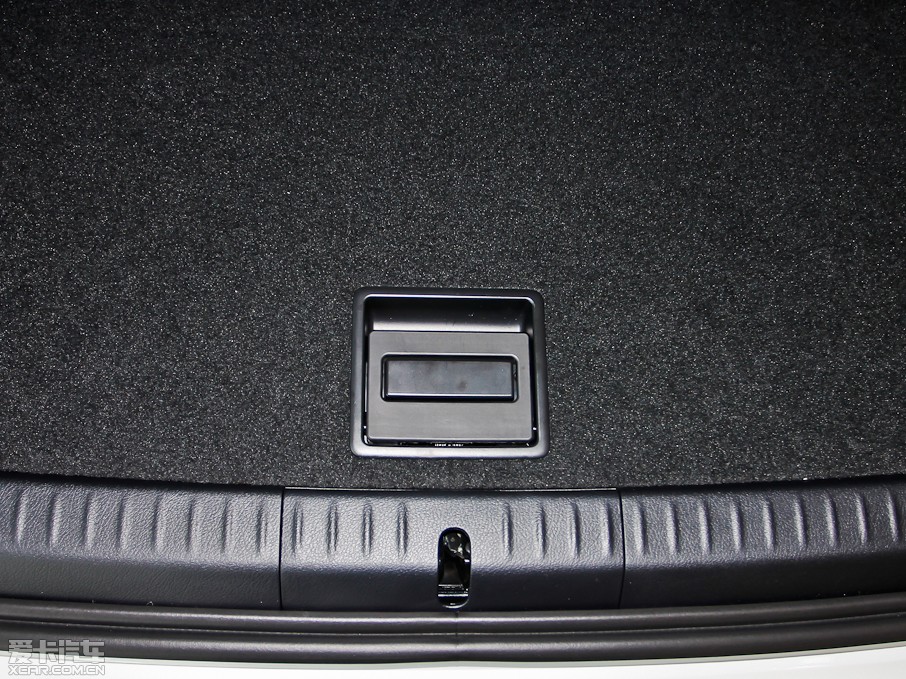 2013׿_˹CT 200h ҹTʿ