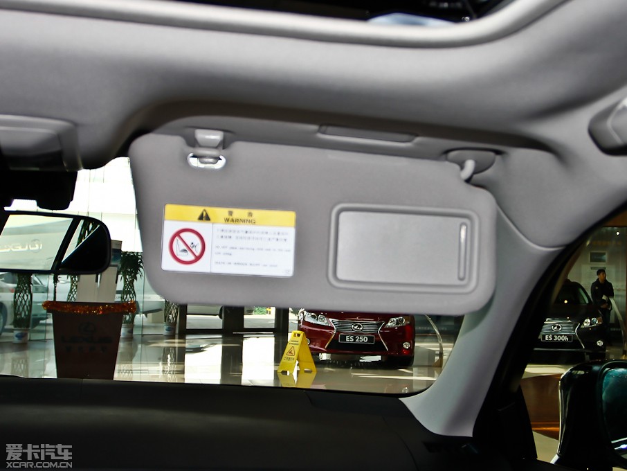 2013׿_˹CT 200h ҹTʿ