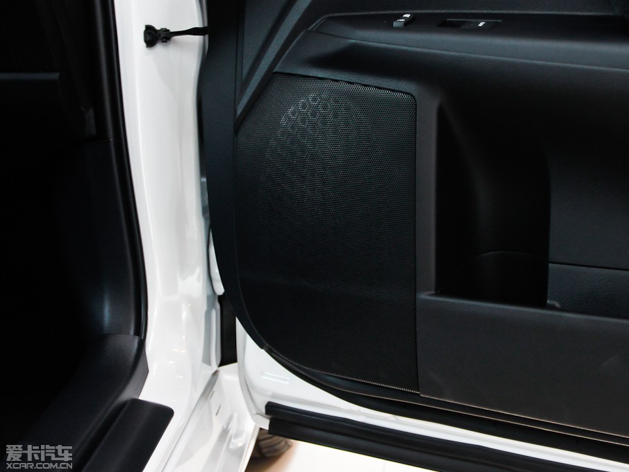 2013׿_˹CT 200h ҹTʿ