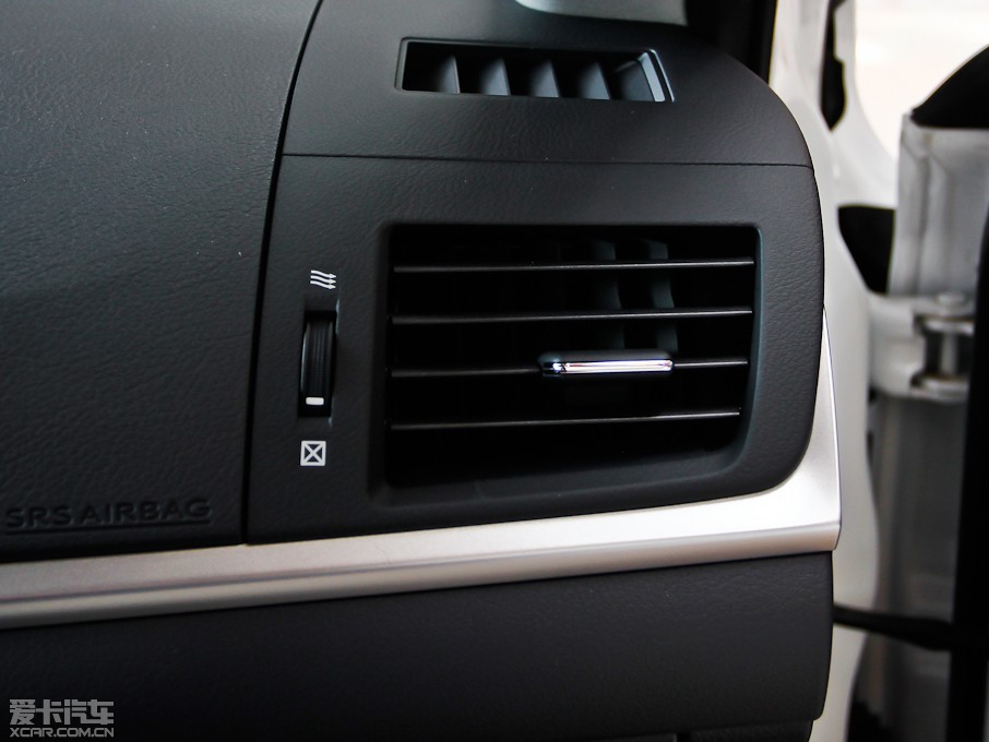 2013׿_˹CT 200h ҹTʿ