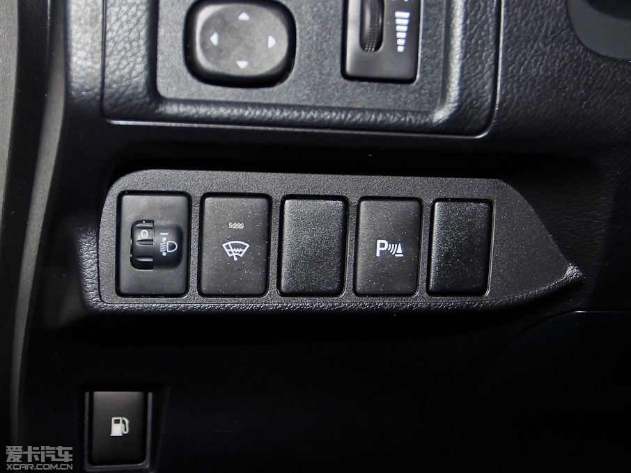 2013׿_˹CT 200h ҹTʿ