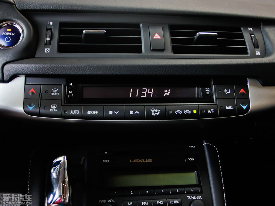 2013׿_˹CT 200h ҹTʿ