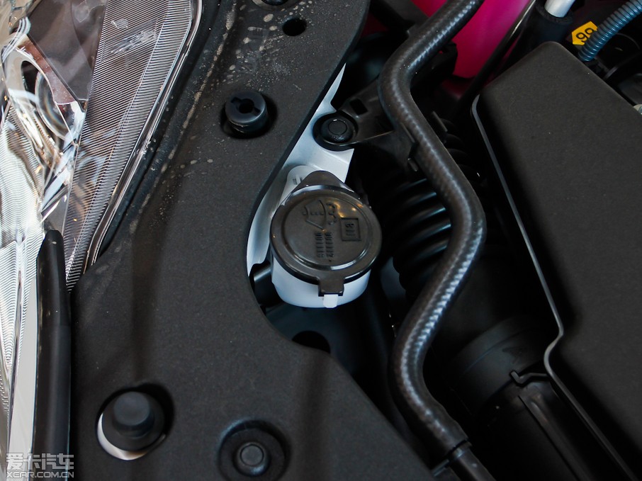 2013׿_˹CT 200h ҹTʿ