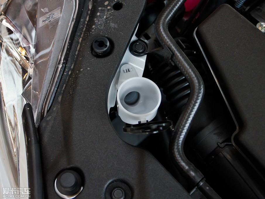 2013׿_˹CT 200h ҹTʿ