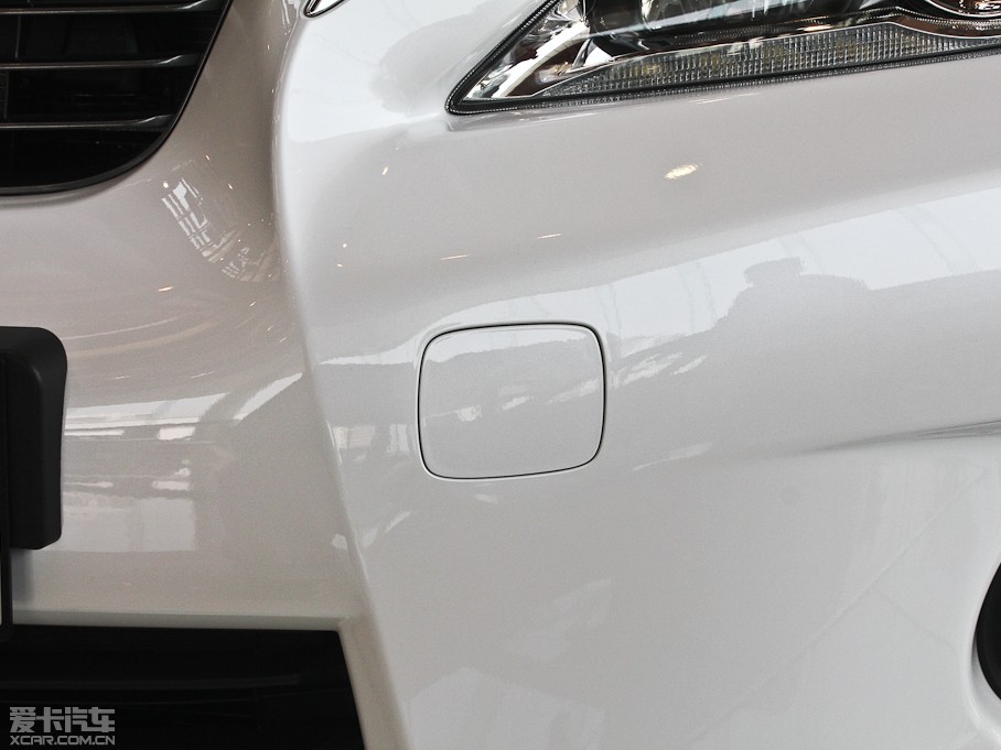 2013���׿��_˹CT 200h ���Z������