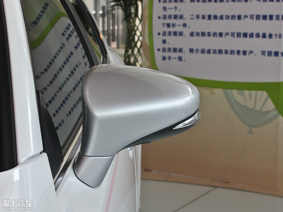 2013׿_˹CT 200h Z(y)