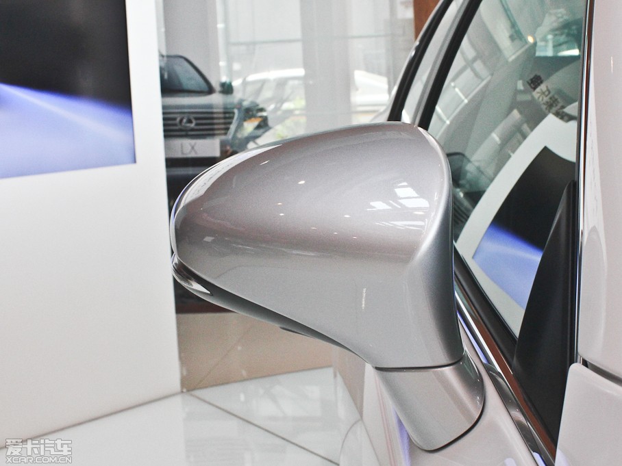 2013׿_˹CT 200h Z(y)