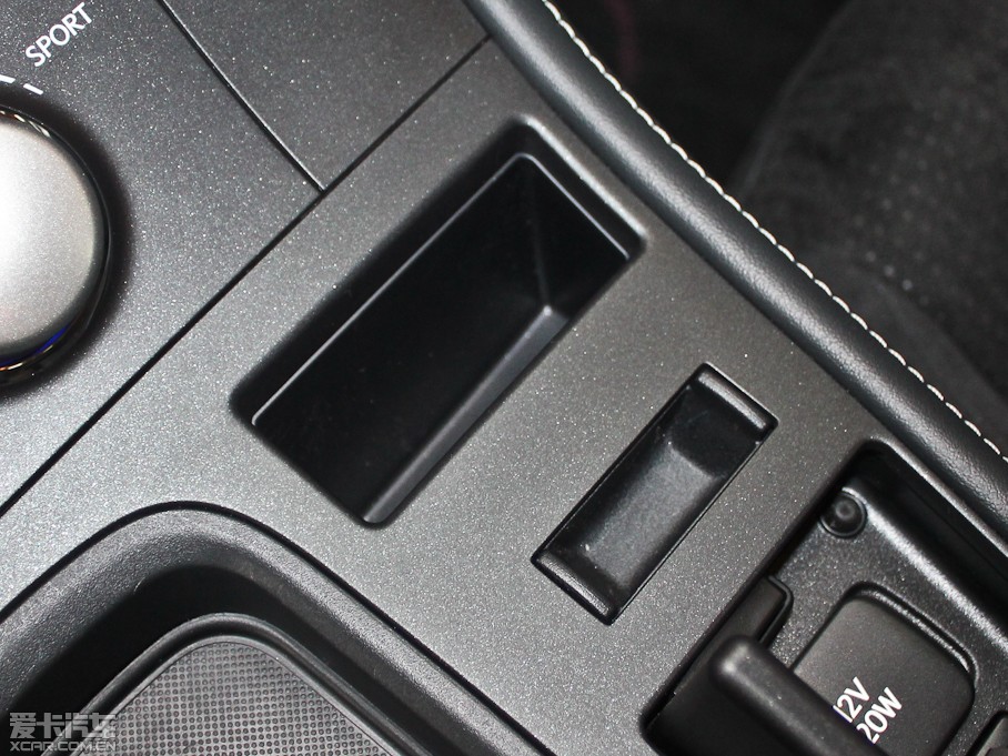 2013׿_˹CT 200h Z(y)