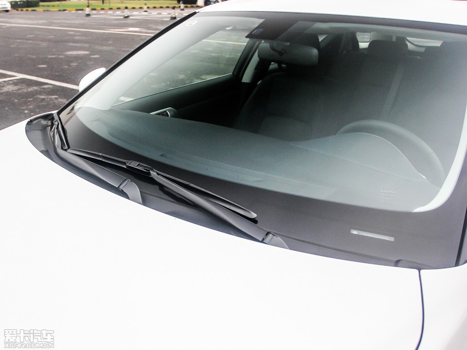 2013���׿��_˹CT 200h ���m��