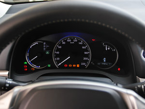 2013款200h 精英版 仪表