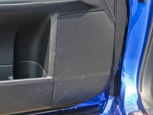 2013200h F SPORT п؅^