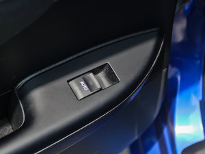 2013200h F SPORT п؅^