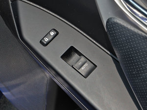 2013200h F SPORT п؅^