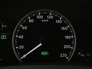 2013200h F SPORT п؅^