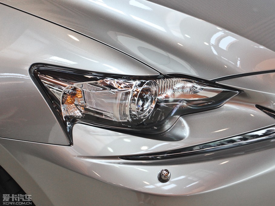 2013׿_˹IS 250 I(lng)Ȱ