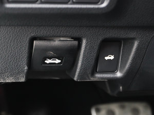 2013250 F Sport п؅^