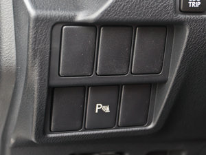 2013250 F Sport п؅^